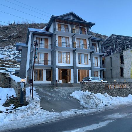 The Bulevar - Whispering Willows Hotel Sissu ภายนอก รูปภาพ