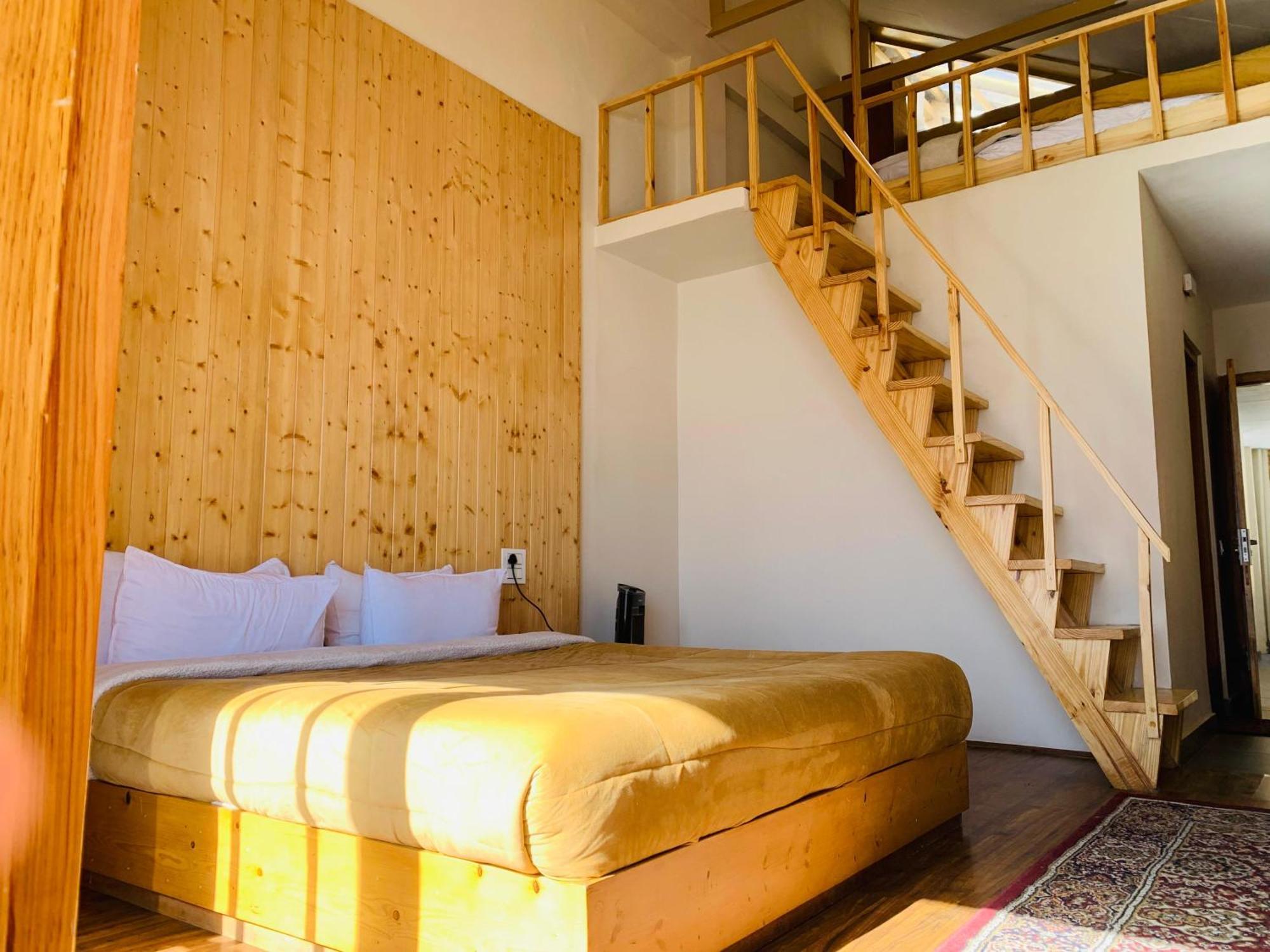 The Bulevar - Whispering Willows Hotel Sissu ภายนอก รูปภาพ