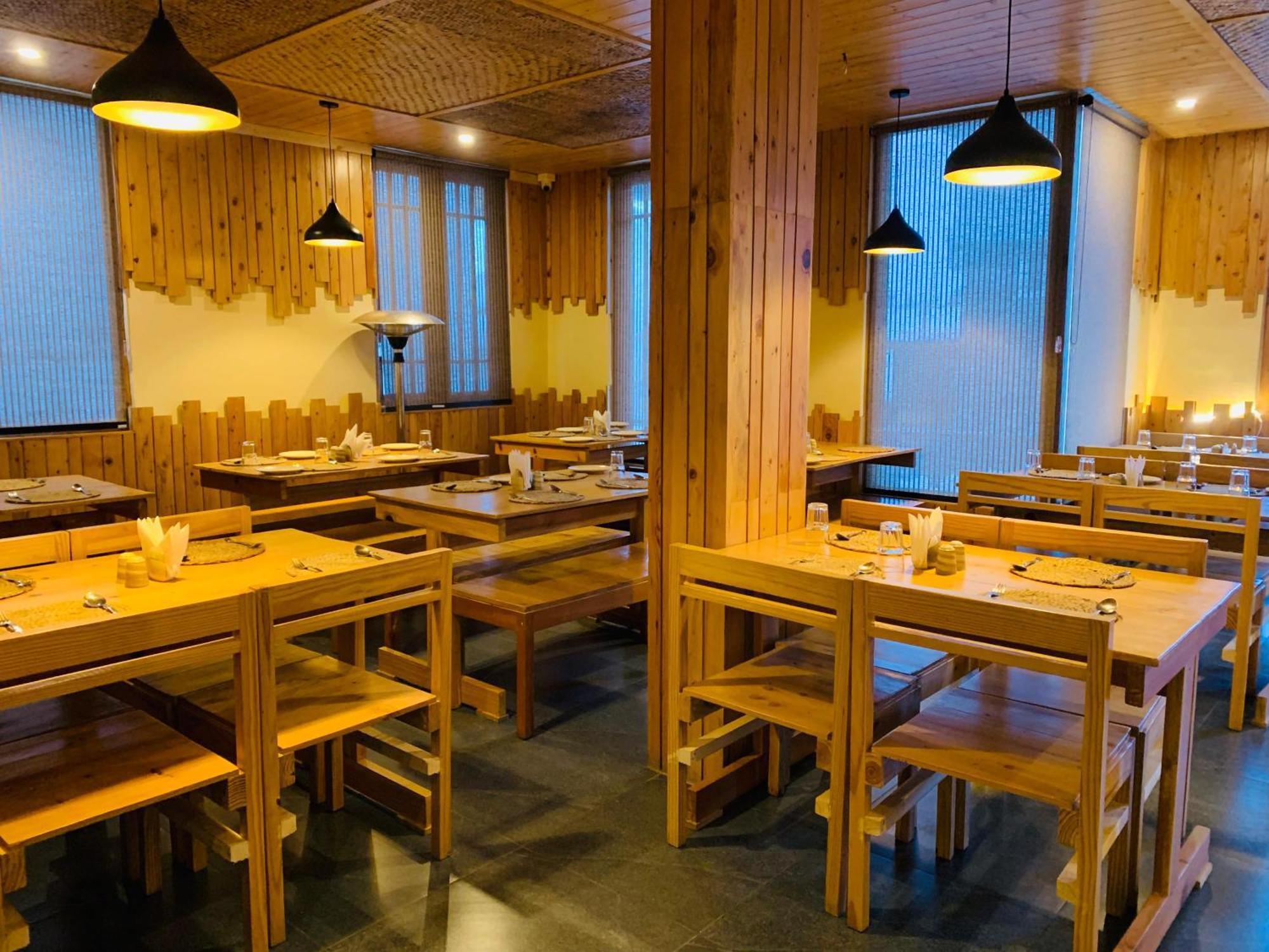 The Bulevar - Whispering Willows Hotel Sissu ภายนอก รูปภาพ