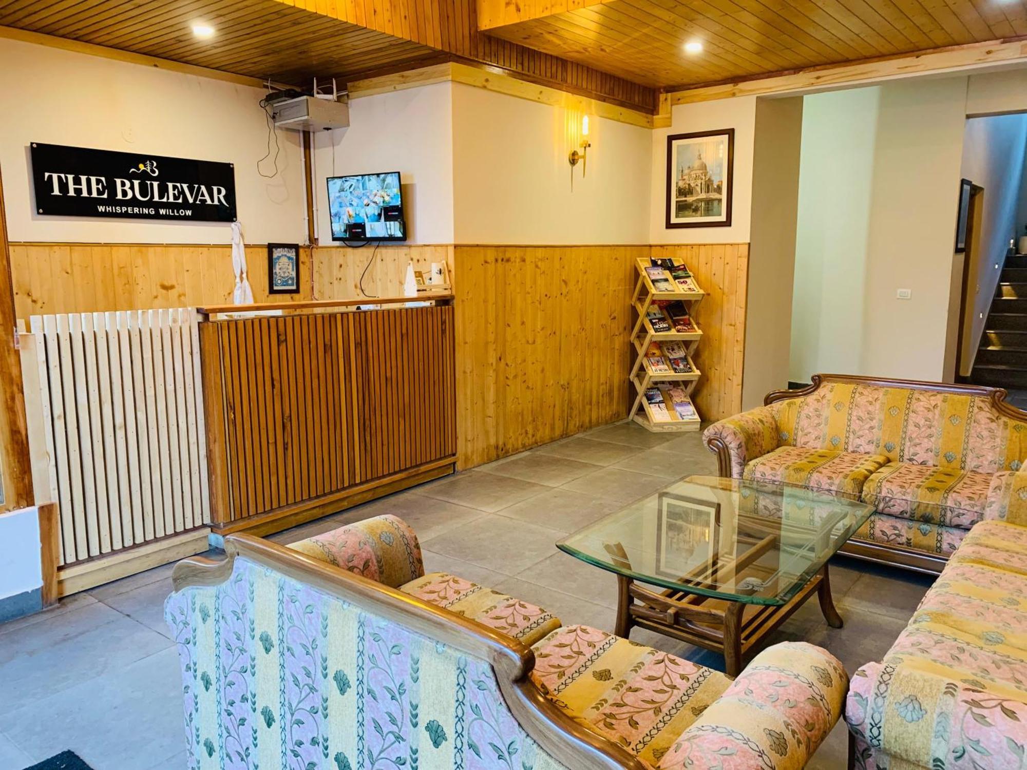 The Bulevar - Whispering Willows Hotel Sissu ภายนอก รูปภาพ